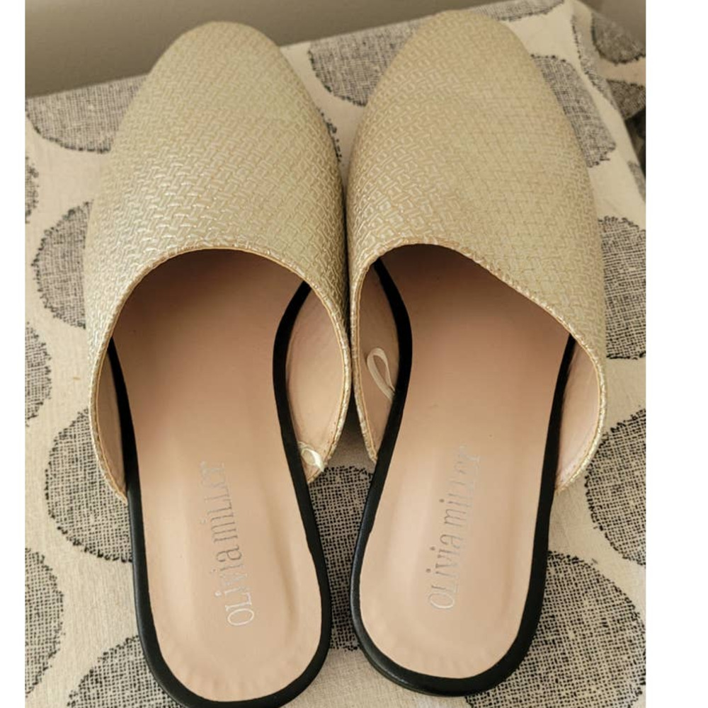 Olivia Miller Gold Basketweave Texture Mules Size 7 Women's - Picture 4 of 6